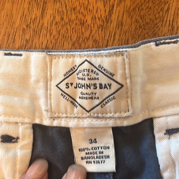 Denim blue cotton pinstriped flat front shorts, size 34 - Picture 4 of 7